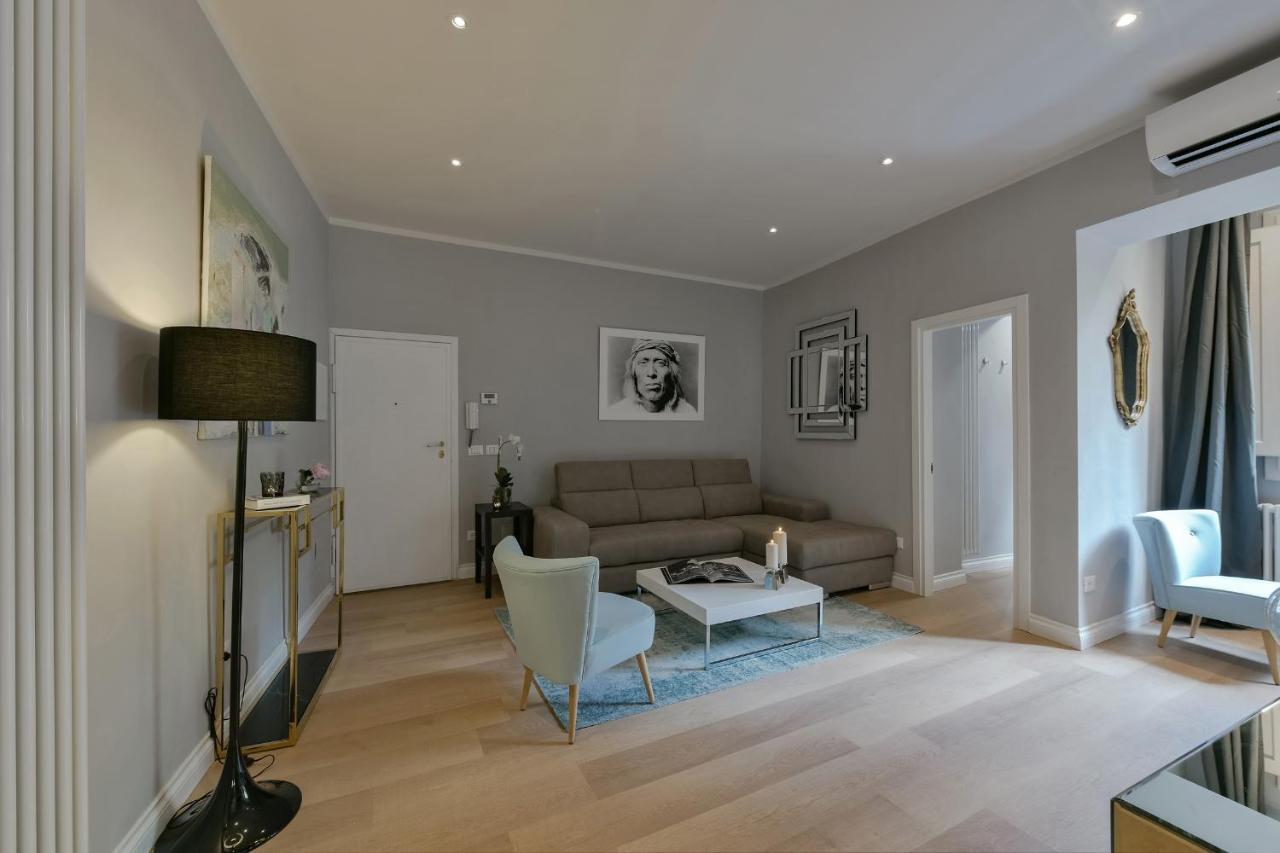 Apartamento - Dello Sprone *